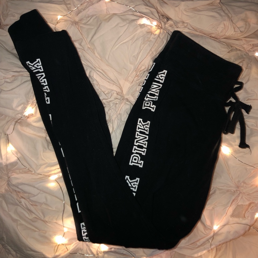 Victoria’s Secret leggings